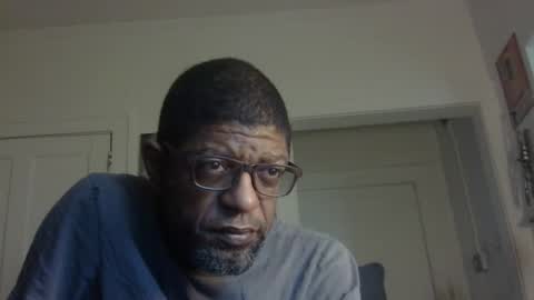 Snapshot of arteblazze chatting on September 2025 10:57:02 PM Arteblazze not daddy boy bitch or nigga online show from September 2025 10:57:02 PM