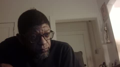 Snapshot of arteblazze chatting on October 2025 01:59:02 AM Arteblazze not daddy boy bitch or nigga online show from October 2025 01:59:02 AM
