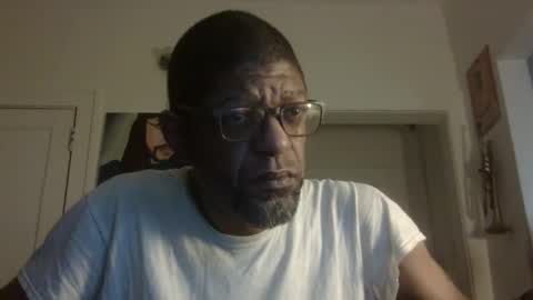 Snapshot of arteblazze chatting on October 2025 12:35:02 PM Arteblazze not daddy boy bitch or nigga online show from October 2025 12:35:02 PM