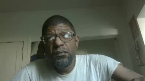 Snapshot of arteblazze chatting on October 2025 02:27:02 PM Arteblazze not daddy boy bitch or nigga online show from October 2025 02:27:02 PM