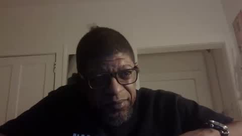 Snapshot of arteblazze chatting on October 2025 02:33:01 AM Arteblazze not daddy boy bitch or nigga online show from October 2025 02:33:01 AM