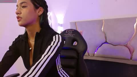 artemiss_tay online show from January 2026 07:19:02 PM