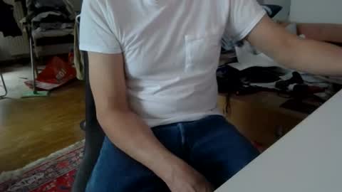 artesian99 online show from April 2026 02:11:02 PM