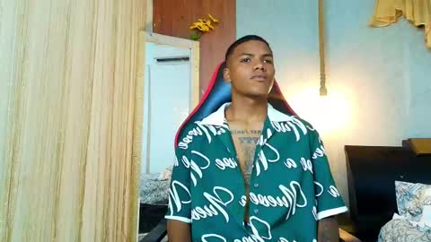 Snapshot of arthur_collins_ chatting on May 2026 08:26:02 PM ARTHUR online show from May 2026 08:26:02 PM