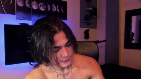 Snapshot of arthur_hunter chatting on June 2026 01:12:02 AM I AM HERE online show from June 2026 01:12:02 AM