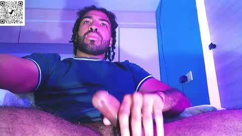 arthur_jamess online show from April 2026 09:01:01 PM