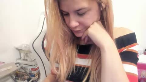 MIA online show from November 2025 02:12:01 AM