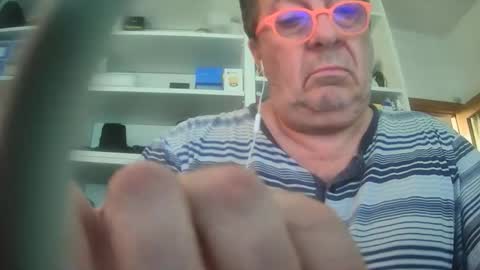 Snapshot of arturo200247 chatting on September 2025 03:02:01 PM arturo200247 online show from September 2025 03:02:01 PM