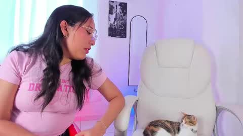 Ariana and Kelsieh online show from February 2025 08:49:02 PM