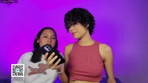 Snapshot of ary_and_kel chatting on May 2026 11:12:01 PM Ariana and Kelsieh online show from May 2026 11:12:01 PM