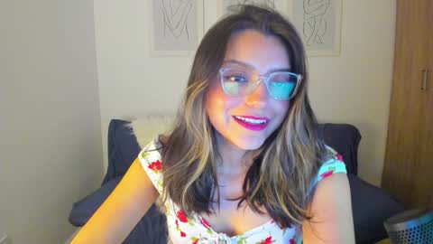 Snapshot of ary_cam230 chatting on December 2024 12:28:01 AM Zahaara online show from December 2024 12:28:01 AM