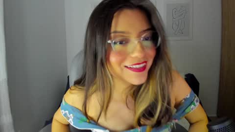 Snapshot of ary_cam230 chatting on December 2024 09:40:02 PM Zahaara online show from December 2024 09:40:02 PM