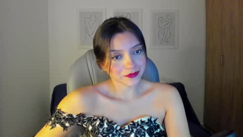 Snapshot of ary_cam230 chatting on January 2025 12:12:01 AM Zahaara online show from January 2025 12:12:01 AM