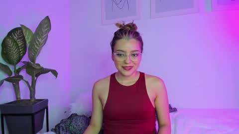 Snapshot of ary_cam230 chatting on February 2025 11:11:01 PM Zahaara online show from February 2025 11:11:01 PM