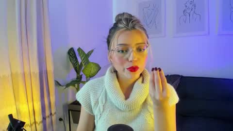 Snapshot of ary_cam230 chatting on February 2025 09:00:01 PM Zahaara online show from February 2025 09:00:01 PM