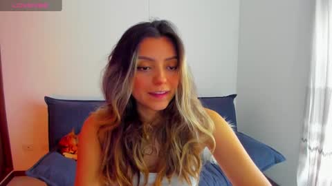 Snapshot of ary_cam230 chatting on September 2025 08:20:02 PM Zahaara online show from September 2025 08:20:02 PM