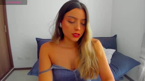 Snapshot of ary_cam230 chatting on September 2025 08:41:02 PM Zahaara online show from September 2025 08:41:02 PM