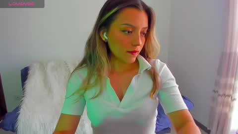 Snapshot of ary_cam230 chatting on September 2025 04:51:02 PM Zahaara online show from September 2025 04:51:02 PM