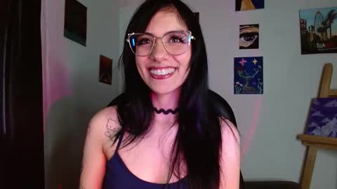   Independent Model online show from February 2026 05:13:02 PM