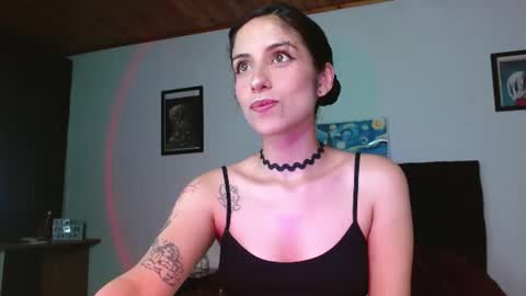 Snapshot of ary_pieerce chatting on June 2026 01:30:02 AM Independent Model online show from June 2026 01:30:02 AM