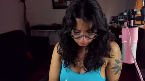 Snapshot of arya_miller chatting on June 2026 02:37:02 PM Arya Miller online show from June 2026 02:37:02 PM