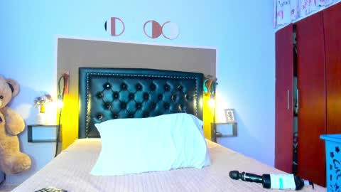 Snapshot of arya_tsuki chatting on January 2025 08:30:02 PM ary online show from January 2025 08:30:02 PM