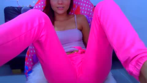 asa akiraaax online show from November 2025 07:58:02 PM