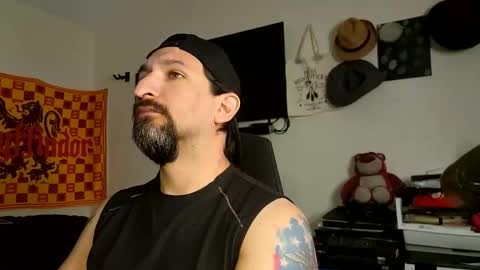 devilPup75 online show from December 2025 08:58:01 PM