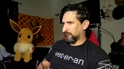 devilPup75 online show from December 2025 06:04:02 PM