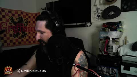 devilPup75 online show from April 2026 04:52:01 PM