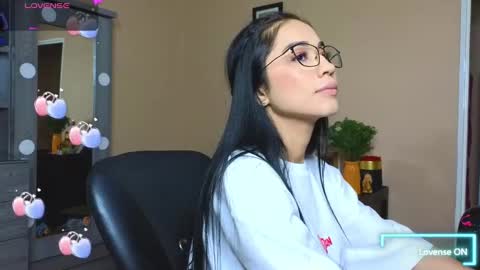 Asena online show from February 2025 12:49:01 AM