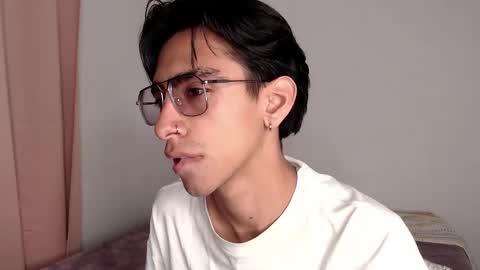 Ash online show from November 2025 12:31:02 AM