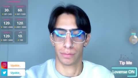 Ash online show from November 2025 02:37:02 AM