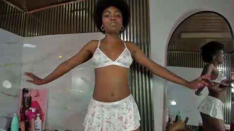 Snapshot of asha_zuri69 chatting on July 2026 02:32:02 PM asha_zuri69 online show from July 2026 02:32:02 PM