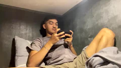 Ash Cross online show from January 2026 02:11:01 PM