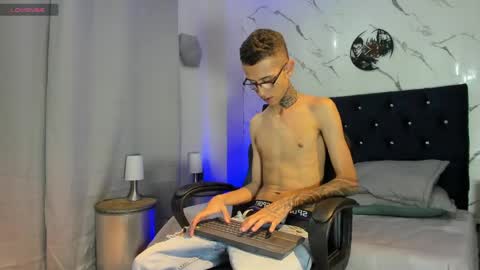Snapshot of asher_lux chatting on May 2026 07:56:01 PM Asher online show from May 2026 07:56:01 PM