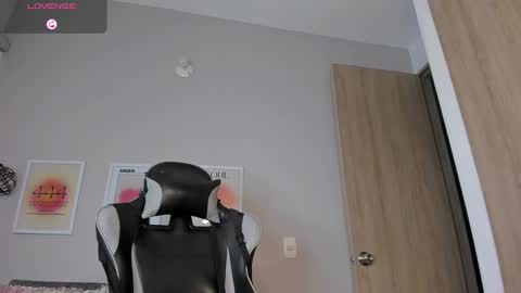 Snapshot of ashley_23a chatting on January 2026 10:12:02 PM A S H L E Y online show from January 2026 10:12:02 PM