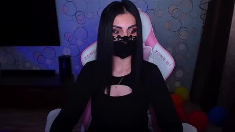   Yasmina   online show from April 2026 04:57:02 AM