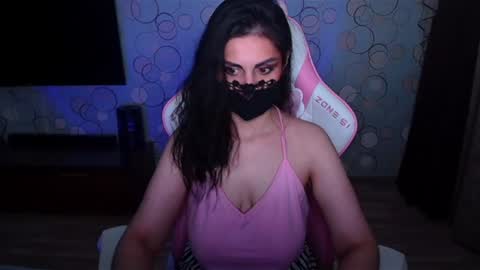   Yasmina   online show from June 2026 05:05:01 AM