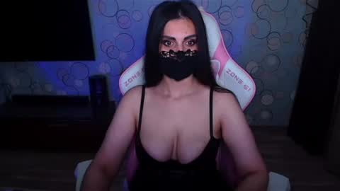   Yasmina   online show from June 2026 05:02:02 AM