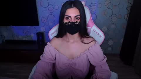   Yasmina   online show from July 2026 04:40:01 AM
