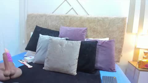 ashley online show from November 2025 01:47:02 PM