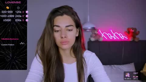 Ashley online show from November 2025 05:04:01 PM