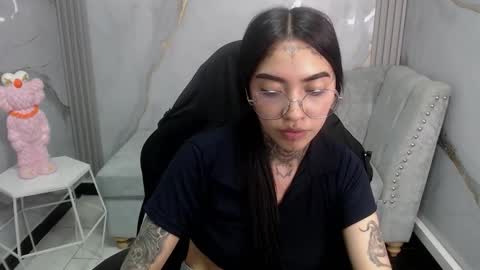 ashley_blum_v online show from October 2025 01:35:01 AM