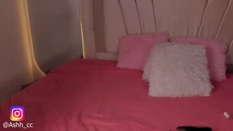 Snapshot of ashley_hillss_ chatting on December 2024 08:55:02 AM Ashley online show from December 2024 08:55:02 AM