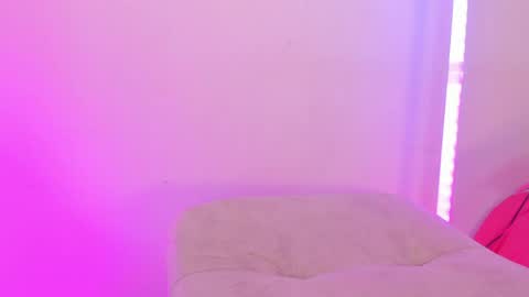 ashley_js online show from April 2026 07:07:02 PM