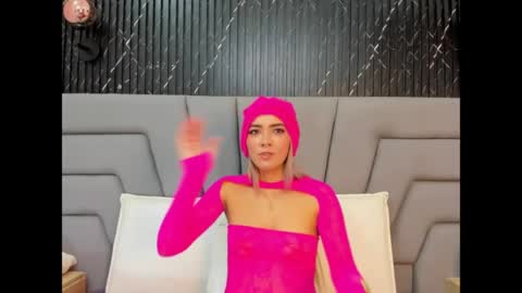 ashley_miller26 online show from May 2026 12:25:02 PM