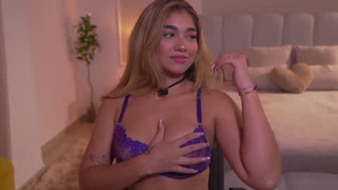  Ashley  online show from November 2025 11:37:02 PM