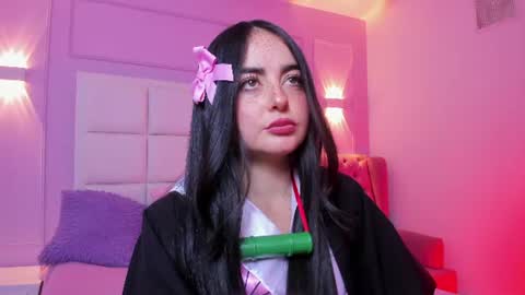 Snapshot of ashley_petit chatting on July 2026 02:02:01 PM ashley_petit online show from July 2026 02:02:01 PM