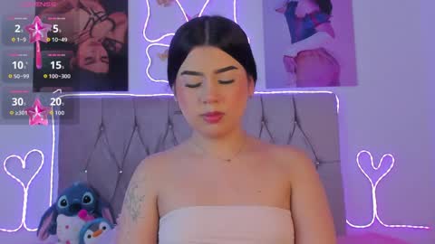 Snapshot of ashley_piinkk chatting on May 2026 04:20:02 AM Ashley online show from May 2026 04:20:02 AM